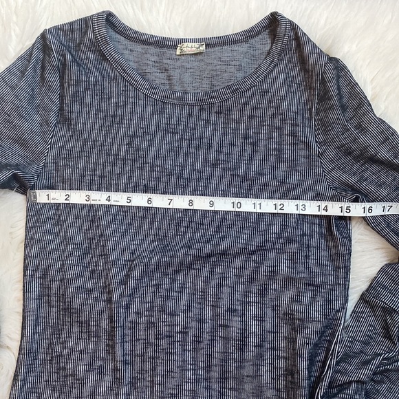 Intemately Free People long sleeve top - Picture 8 of 9